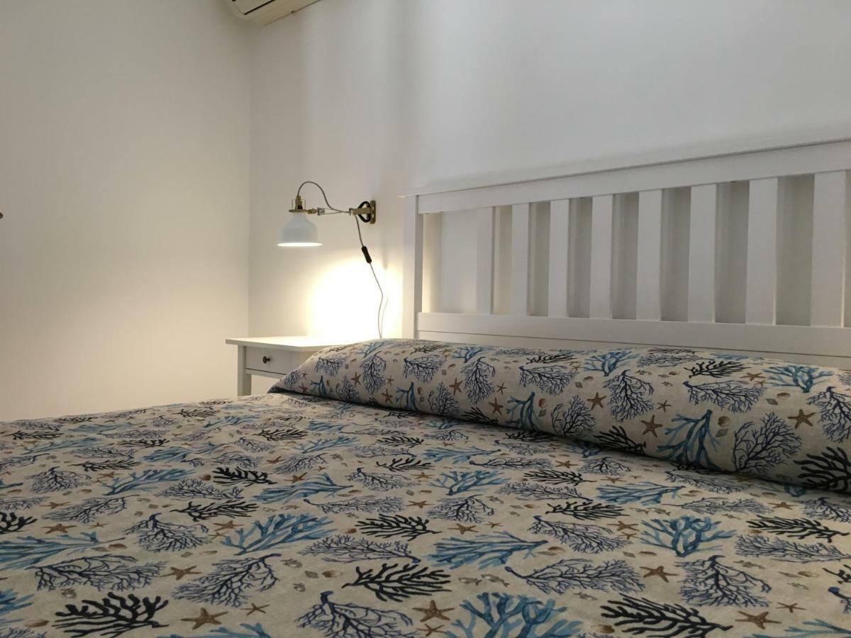L'Isola Casa Vacanze 산비토로카포 외부 사진