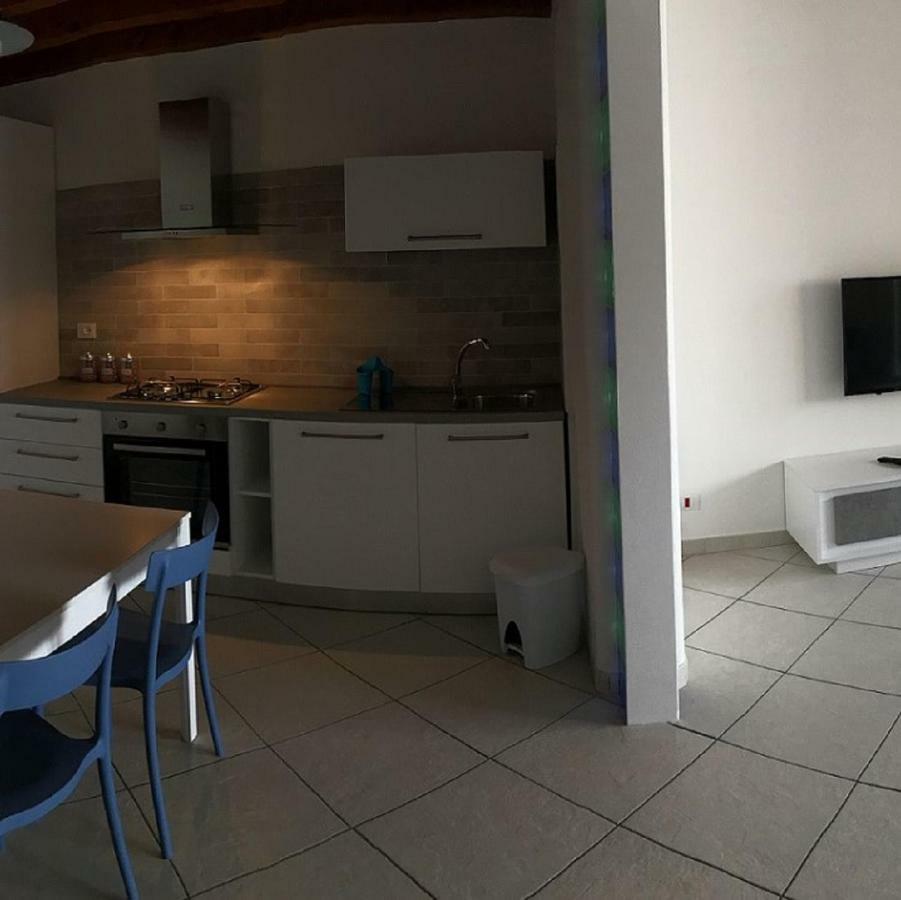 L'Isola Casa Vacanze 산비토로카포 외부 사진